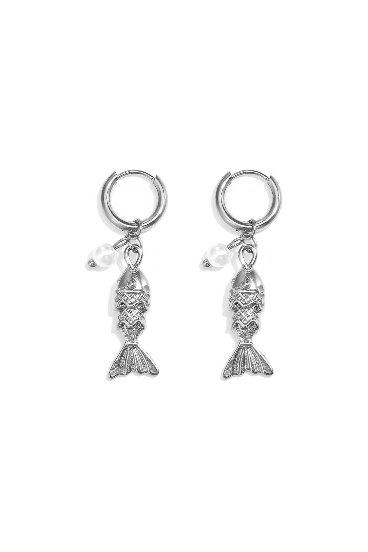 Roestvrijstalen hangende oorbellen in de vorm van een vis, eenvoudige dagelijkse sieraden uit de Simple Series voor dames.