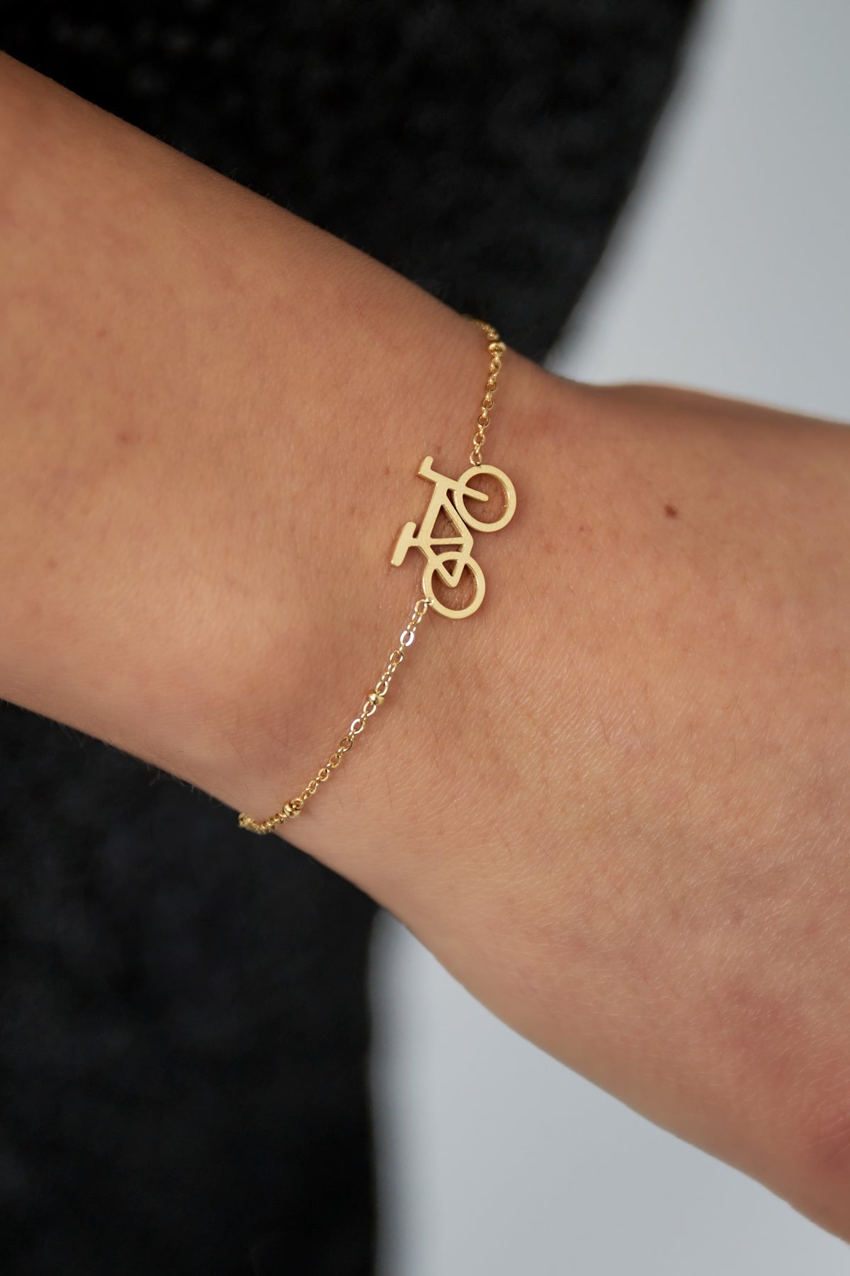 cycle chic armband