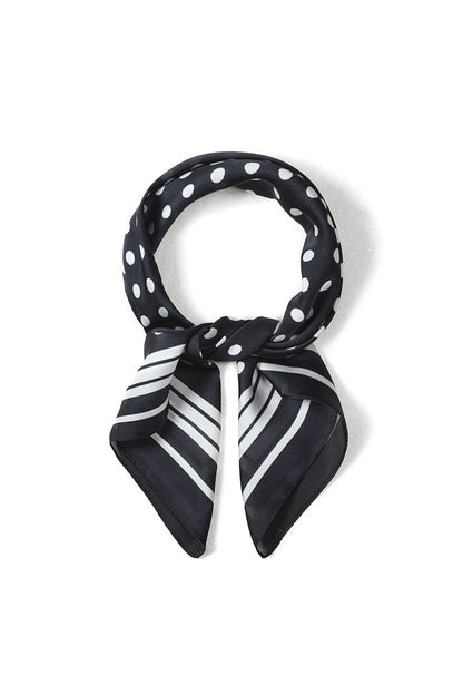 Zomerse satijnen sjaal