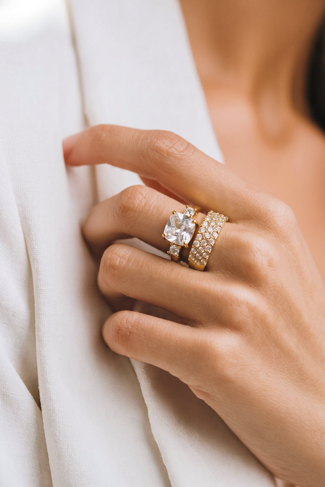 Verstelbare statement ring met zirkonia stenen