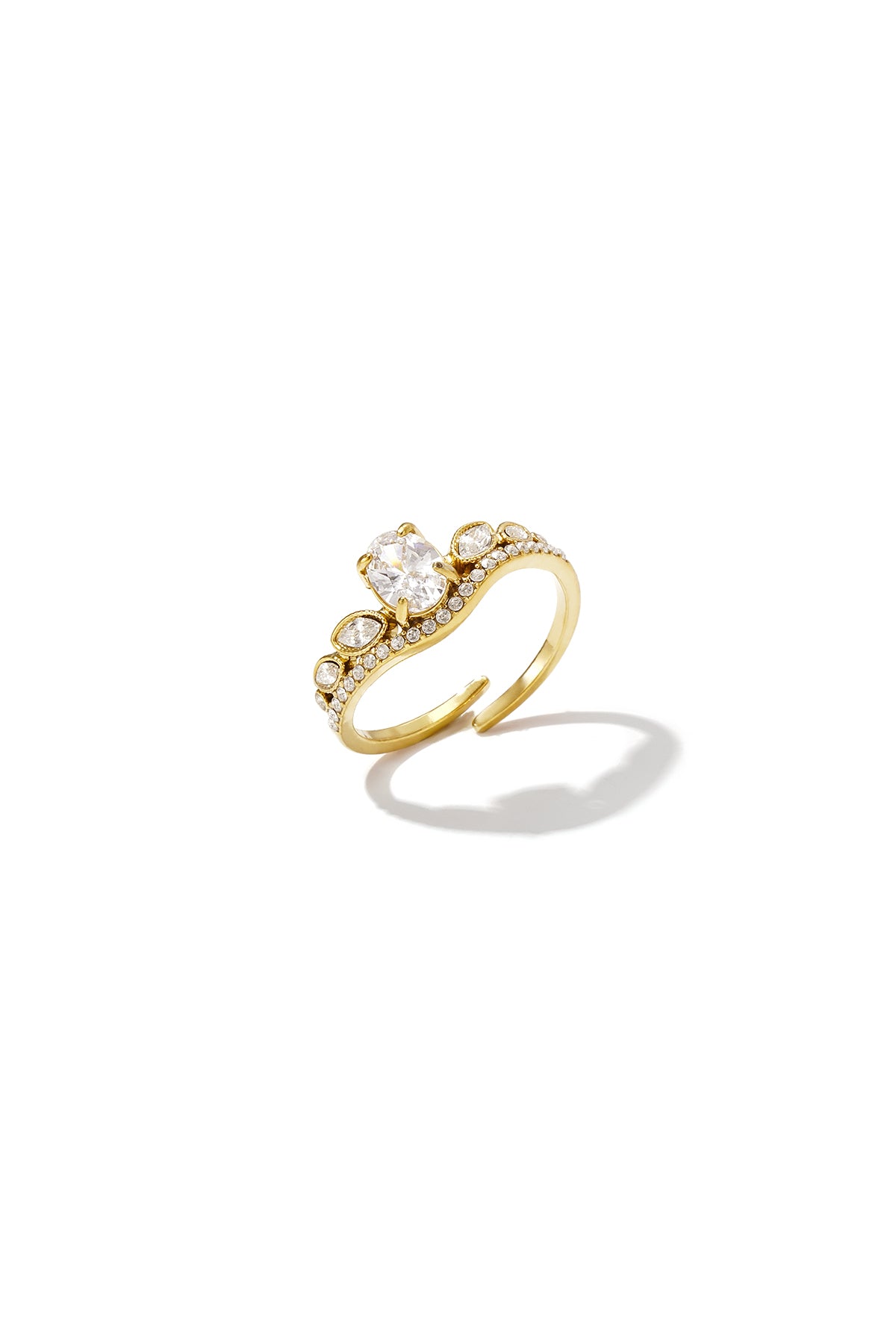 Minimalistische ringen van roestvrij staal in ovale vorm, eenvoudige dagelijkse sieraden uit de Simple Series voor dames.