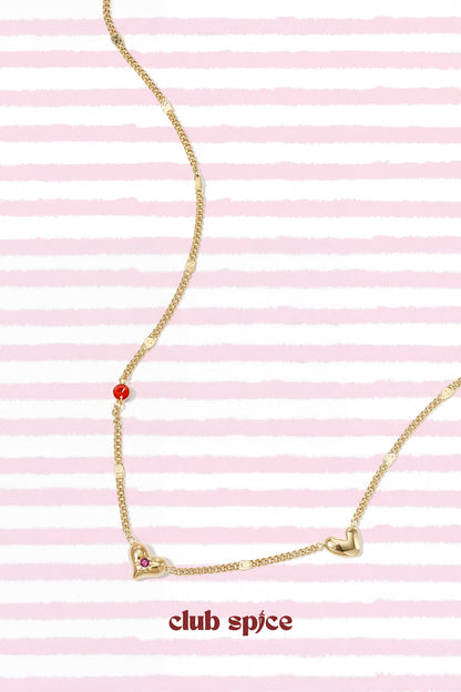 Ketting met hartjes en steentjes en patroon
