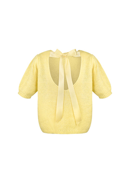 Elegant Short Sleeve Nylon Top - Versatile Comfort for Every Occasion