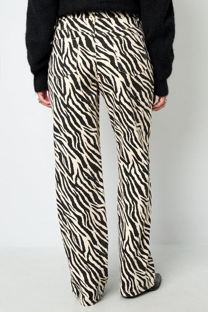 Stylish Black Zebra Stripe Denim Pants for Casual Wear