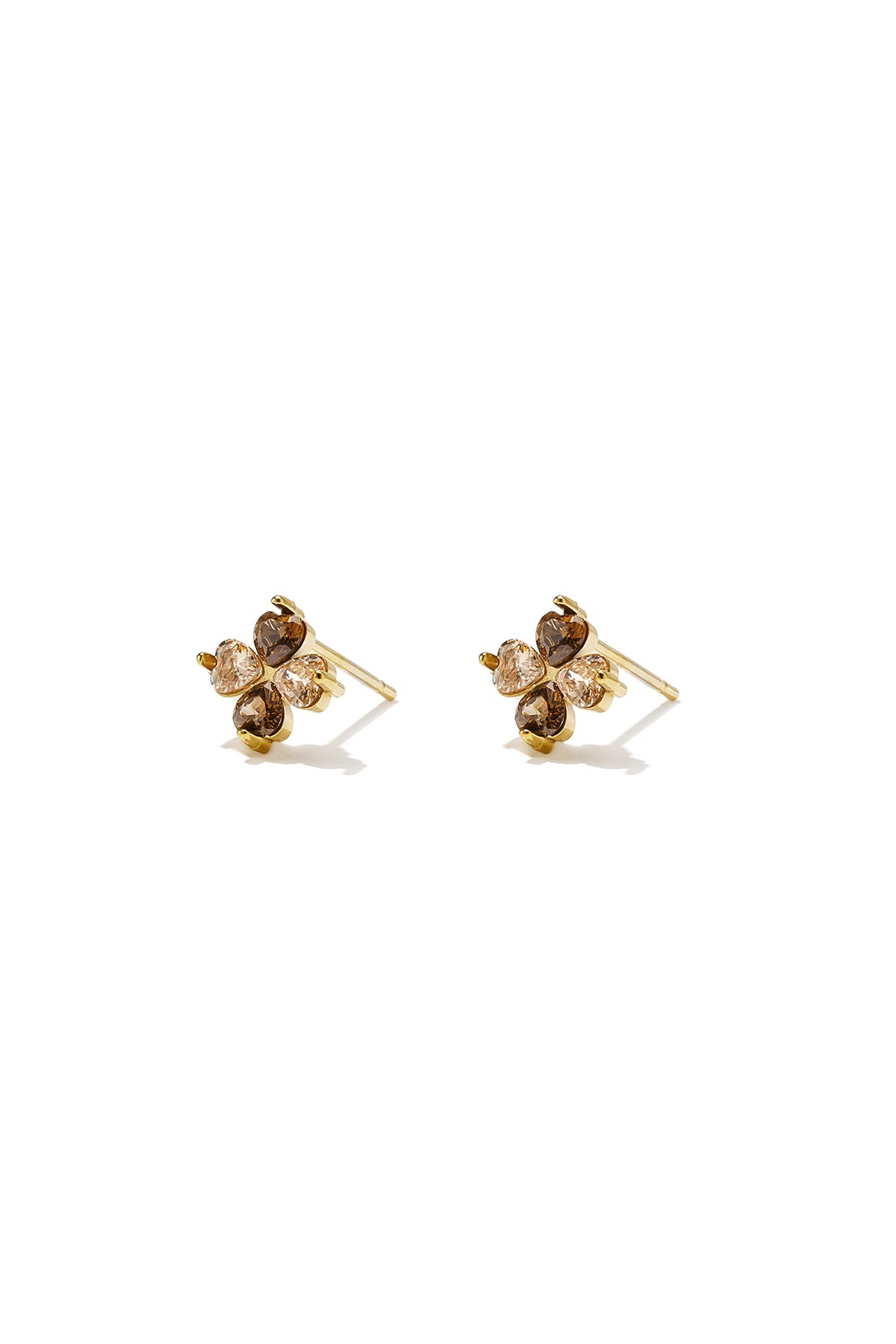 Roestvrijstalen oorknopjes met hartjesmotief, eenvoudige dagelijkse sieraden uit de Simple Series voor dames.