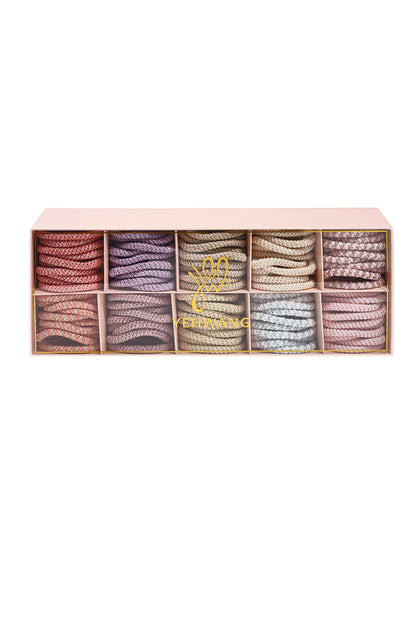 Haarelastiekjes in diverse kleuren, eenvoudig, van polyester, ideaal voor dagelijks gebruik.