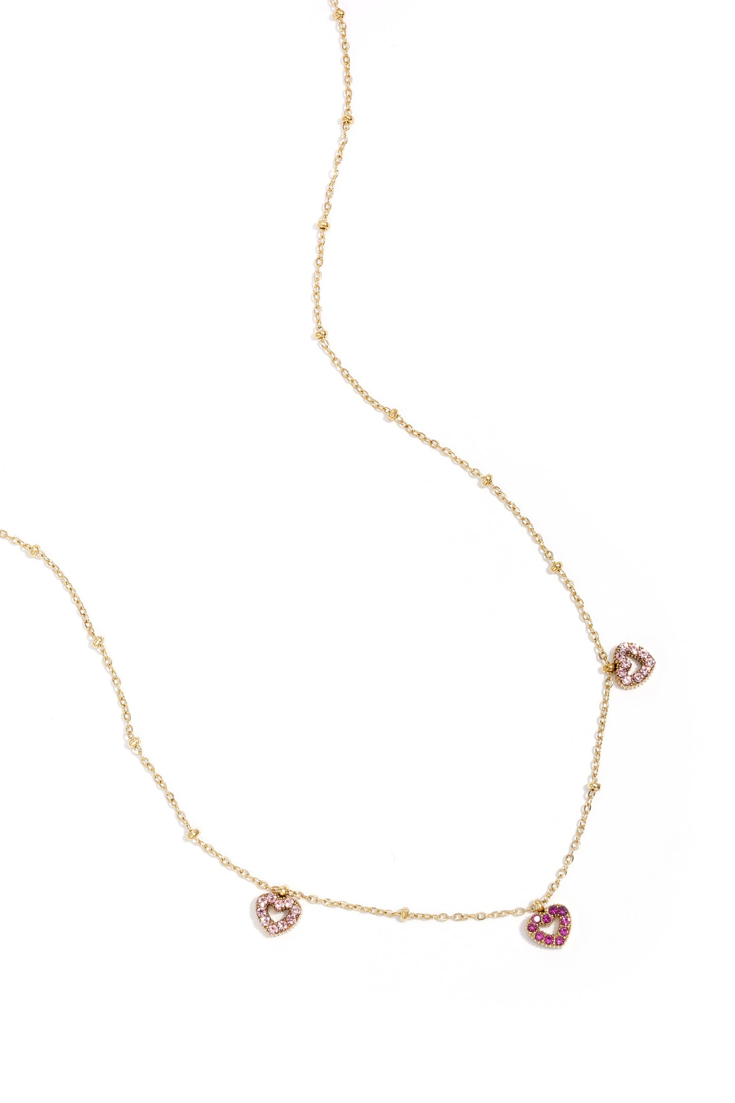 Ketting met roze steentjes in hartjes