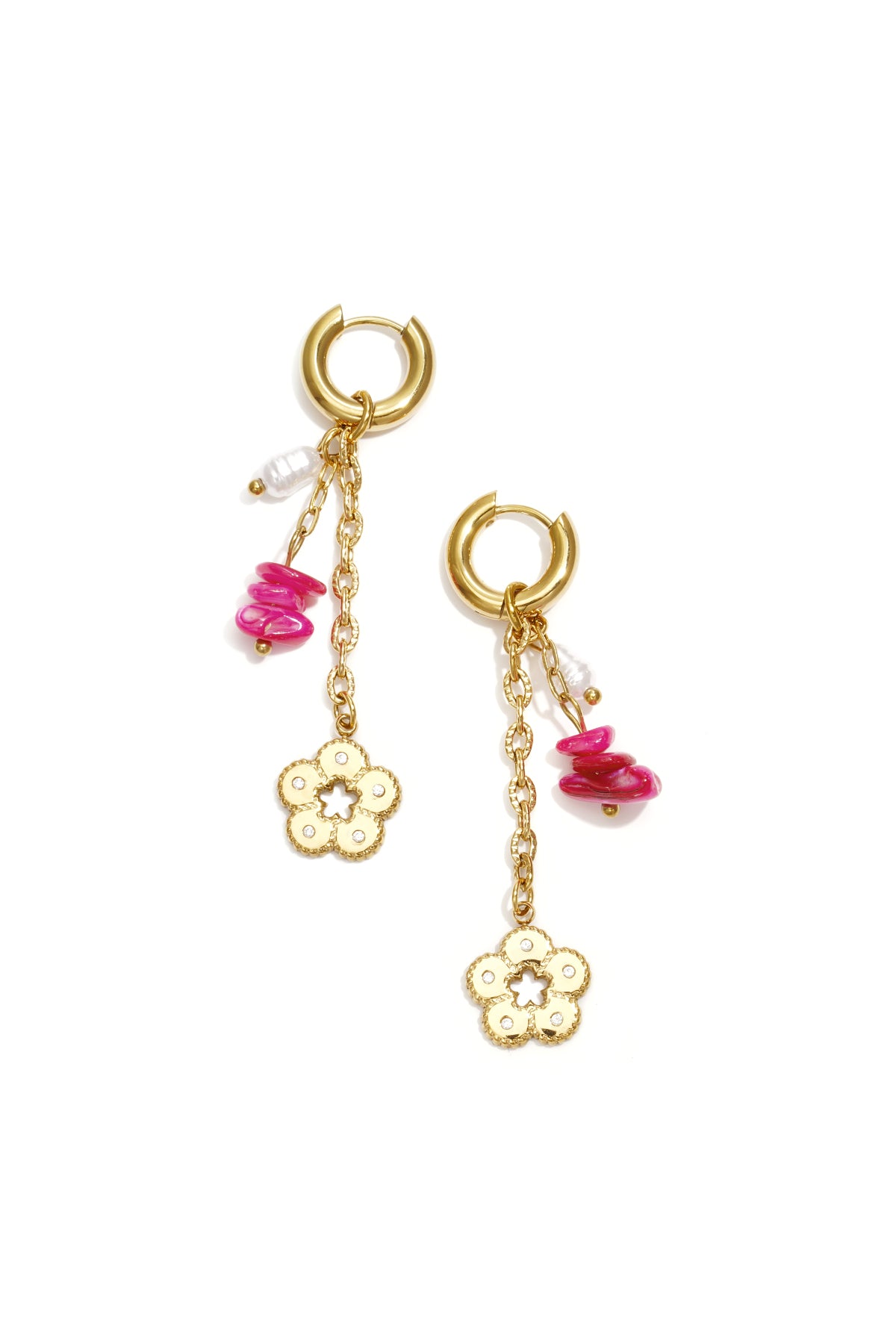 Oorringetjes met kralen en bloem charms aan ketting