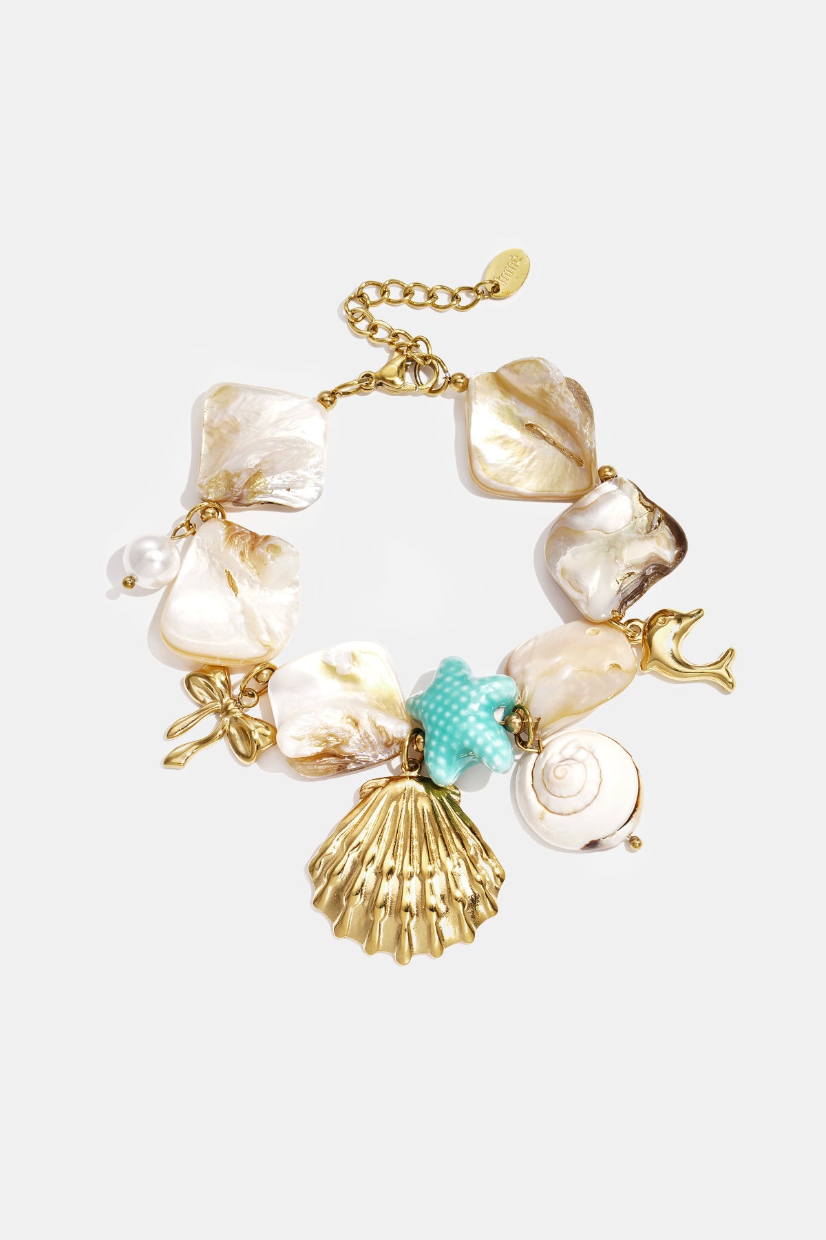 Armband met schelpen, zee charms, goude en blauwe kralen
