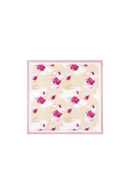 Zomersjaals met bloemenmotief, gemaakt van polyester, perfect als Valentijnsdagaccessoire.