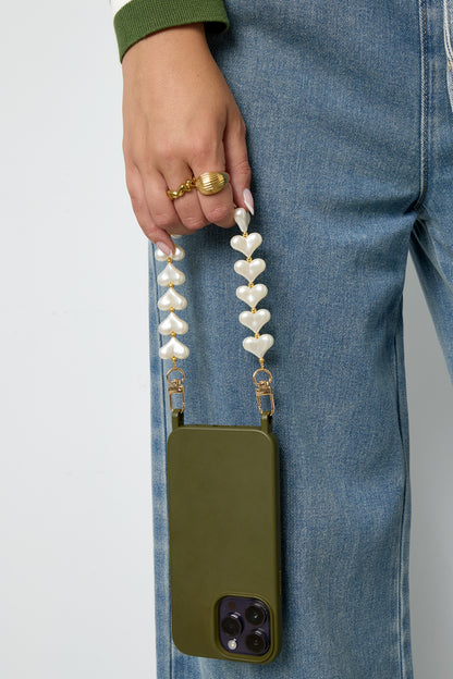 Trendy telefoonkoord met parelhartjes