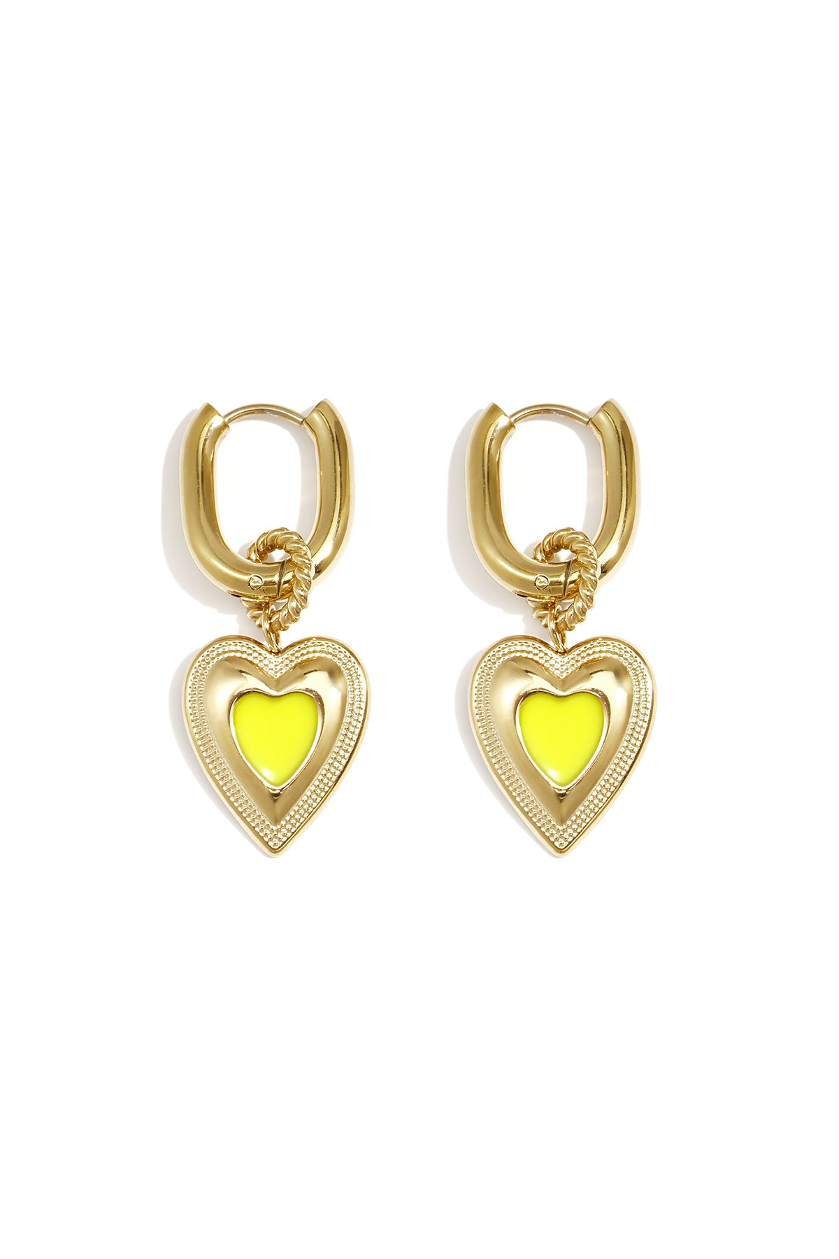 Oorbellen met gekleurde hart charm